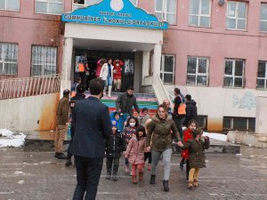 Hakkari’deki 369 Okulda Deprem Tahliye Tatbikatı