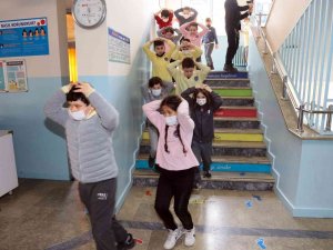 Gaziosmanpaşa’da Gerçeğini Aratmayan Deprem Tatbikatı