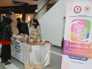 Kadın Emeği Çarşısı Açıldı