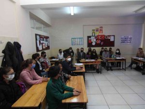 Özalp İlçesinde Deprem Tahliye Tatbikatı