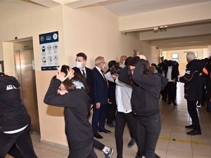 Diyarbakır’da ’Deprem Anı Ve Tahliye Tatbikatı’ Gerçekleştirildi