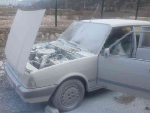 Duman Çıkan Aracın İçinde Ölü Bulundu
