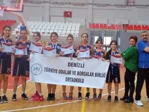 Denizli Tobb Ortaokulu’nun Kızları Potada Yarı Finale Yükseldi
