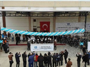 Muradiye Osb’nin Yeni Ticaret Merkezinin Temeli Törenle Atıldı