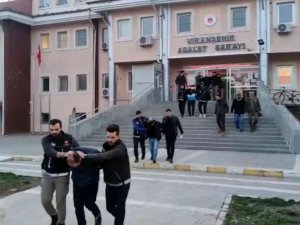 Viranşehir’de Uyuşturucu Operasyonu: 4 Tutuklama