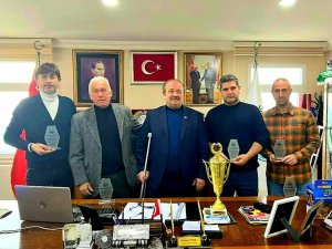 Şampiyon Esenköyspor’dan Başkan Temel’e Ziyaret