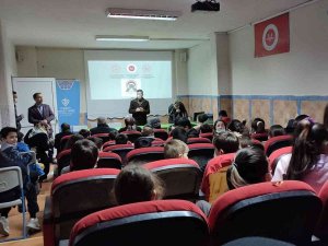 Simav’da “Çevreme Duyarlıyım, Değerlerime Sahip Çıkıyorum" Projesi