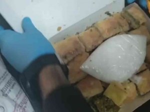 Güvercin Kutusu Ve Baklava Paketinden Uyuşturucu Çıktı