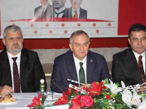 Sarıgöl’de Mhp’ye Katılan 50 Üyeye Rozet Takıldı