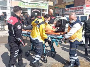 Otomobilin Çarptığı Çocuk Yaralandı