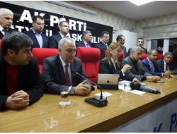 Ak Parti Genel Başkan Yardımcısı Öznur Çalık Aday Adaylığı Başvurusunda Bulundu