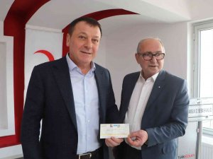 İ̇ş Adamı Adnan Ölmez’den Ukrayna’ya 200 Bin Tl Bağış