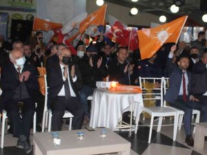 Ak Partili Mahalle Başkanları Salihli’de Eğitimden Geçti