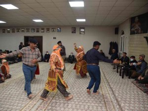 Vali Karadeniz, Saruhanlı’da Cemevini Ziyaret Etti