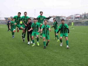Denizlispor, U17’de Balıkesirspor’u Farklı Mağlup Etti