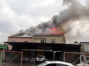 Avcılar’da Korkutan Yangın