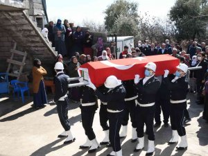 Kazada Ağır Yaralanan Stajyer Polis Hayatını Kaybetti