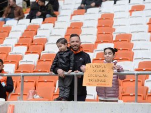 Spor Toto 1. Lig: Adanaspor: 0 - Manisa Futbol Kulübü: 0 (İ̇lk Yarı)