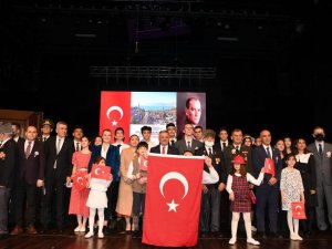 Atatürk’ün Antalya’ya Gelişinin 92. Yıldönümü Törenle Kutlandı