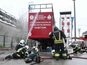 Genç İtfaiyecilere Hayat Kurtarma Eğitimi