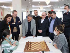 Türkiye Kadınlar Satranç Şampiyonası Başladı
