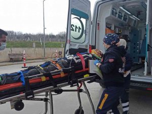 4. Kattan 1. Katın Balkonuna Düşen Şahsı Kurtarmak İçin Zamanla Yarıştılar