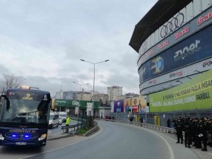 Fenerbahçe Kafilesi Stada Geldi