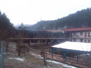 Öğrenci Yurdu Alev Alev Yandı