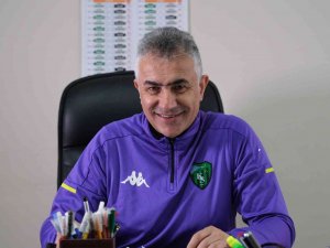 Mehmet Altıparmak: “Kocaelispor’un Ne Olduğunu En İyi Bilenlerdenim”