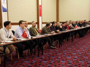 +1 Eğitim Modeli Pozitif Ayrıştırıyor