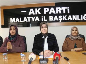 Ak Partili Kadınlardan 8 Mart Etkinliğinde Buluştu