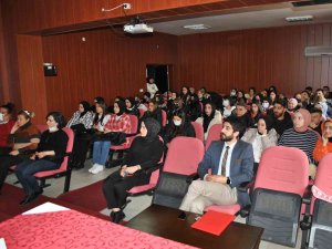 Zbeü’de "Kadınlara Karşı Her Türlü Ayrımcılığın Önlenmesi Sözleşmesi" Bilgilendirme Toplantısı