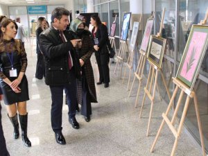 Üniversitede ’’Kadın’’ Konulu Sergi