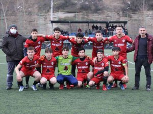 Taraftarlar Maç Sonunda Oyuncuyu Darp Etti
