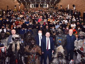 Uluslararası Altıeylül Tülütabak Tiyatro Festivali Devam Ediyor
