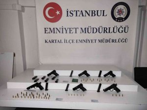İ̇stanbul’da Yasa Dışı Silah Ticareti Operasyonu: 4 Gözaltı
