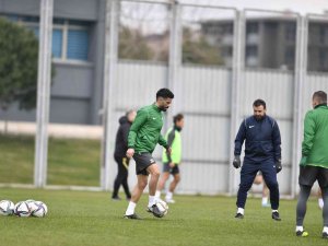 Bursaspor’da Eyüpspor Maçı Hazırlıkları Tamamlandı