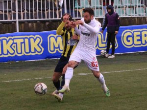 Tff 3. Lig: Belediye Derincespor: 3 - Gümüşhane Sportif Faaliyetler: 0