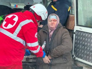 Kiev’e Yakın Bölgelerdeki Sivil Halk Tahliye Ediliyor