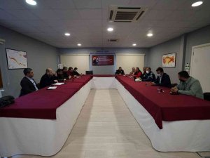 Kartal Belediyesi Beklenen Yoğun Kar Yağışı Nedeniyle Teyakkuzda