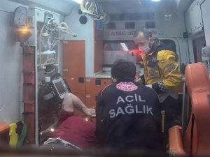 Ortaköy’de Silahlı Kavga: Kavgayı Ayırmaya Çalışan Motokurye Bacağından Vuruldu