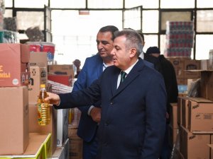 Adana Valisi Elban: "Stokçulara Asla Fırsat Vermeyeceğiz"