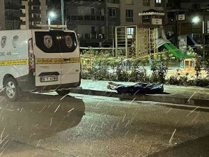 Bursa’da Kadın Hakim, Çocuk Parkında İple Asılı Halde Ölü Bulundu