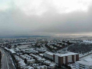 İ̇stanbul’a Etkili Olan Kar Yağışı Havadan Görüntülendi
