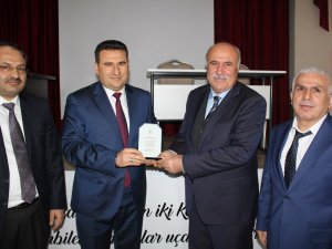 Samsatlı Lukianos Konulu Söyleşi Düzenlendi