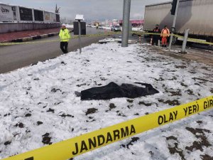 Isparta’da Kontrolden Çıkan Tır 7 Aracı Biçti: 1 Ölü, 11 Yaralı