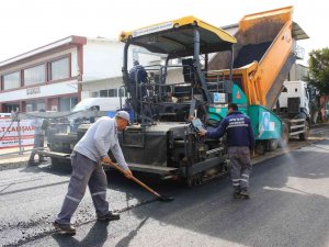 Kumluca Sanayi Sitesi’nde Asfalt Çalışması