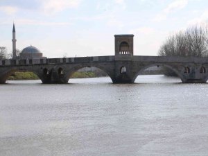 Bulgaristan’da Karların Erimesiyle Edirne’de Nehir Debileri Arttı