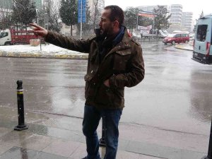 Pendik’te Fırından Ekmek Kasası Alırken Aracını Çaldılar