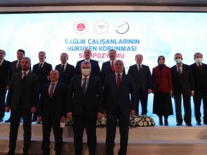 Sağlık Bakanı Koca: "Mesleğini Onuruyla Yapan Binlerce Hekimimizi İşini Kaygıyla Yapmaktan Kurtarmalıyız”